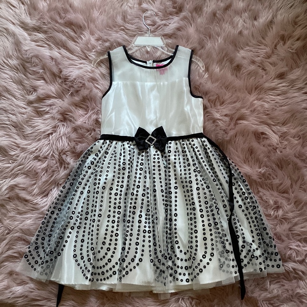 Black and White Formal Girls Dress